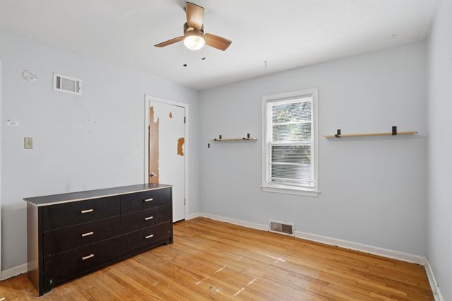 710 HIRTH AVE, Columbia, MO 65203