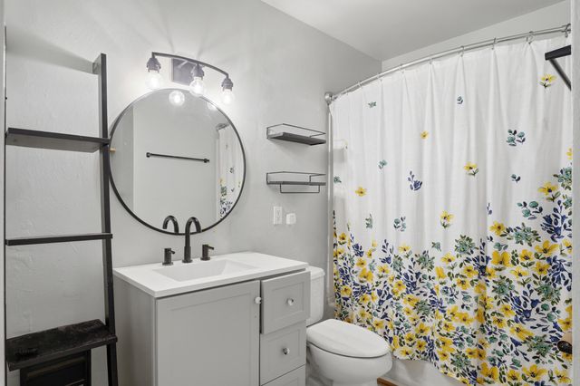 710 HIRTH AVE, Columbia, MO 65203