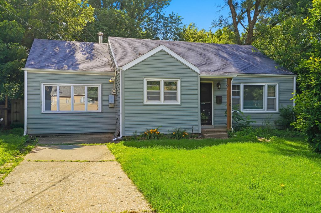 710 HIRTH AVE, Columbia, MO 65203