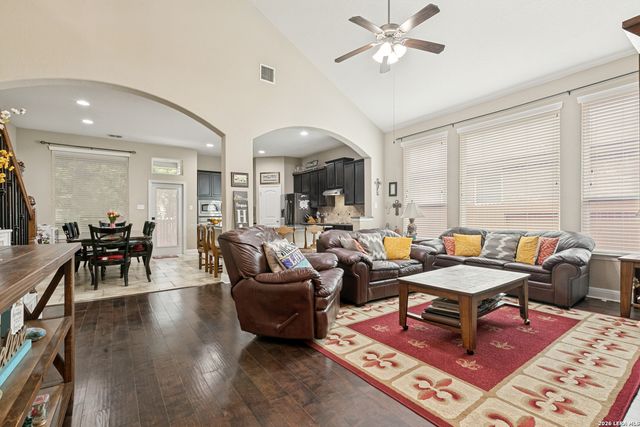 416 Trotti Cv, Cibolo, TX 78108