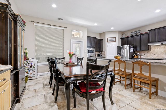 416 Trotti Cv, Cibolo, TX 78108