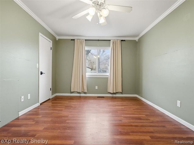 41670 Amberly Drive, Clinton Township, MI 48038