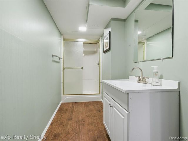 41670 Amberly Drive, Clinton Township, MI 48038