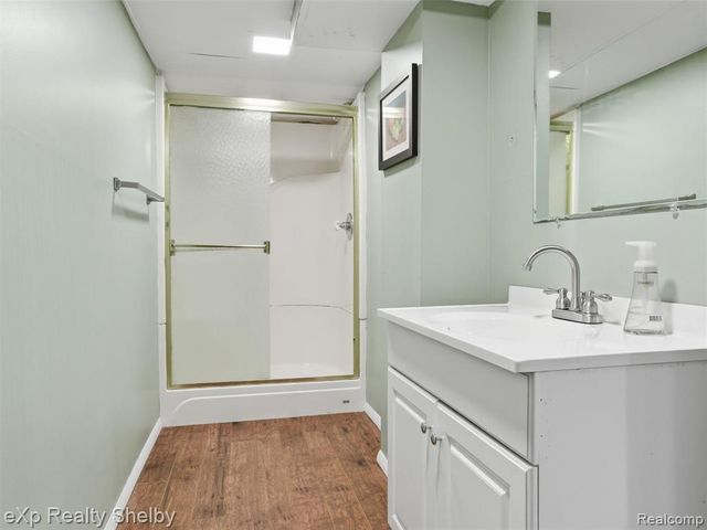 41670 Amberly Drive, Clinton Township, MI 48038