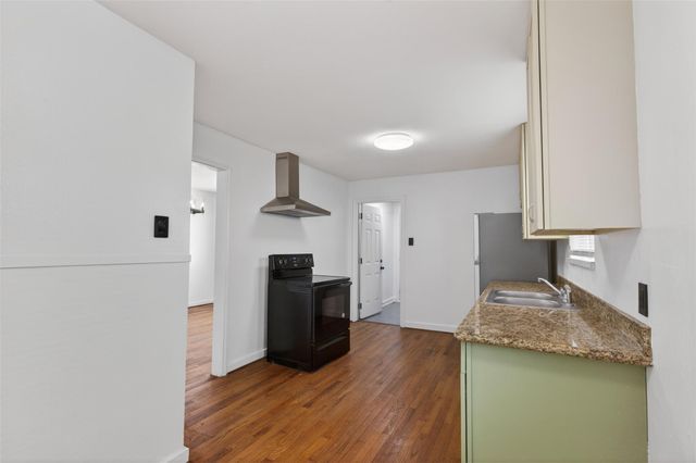 3444 Blodgett Street, Houston, TX 77004