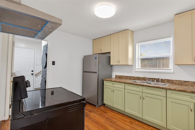 3444 Blodgett Street, Houston, TX 77004