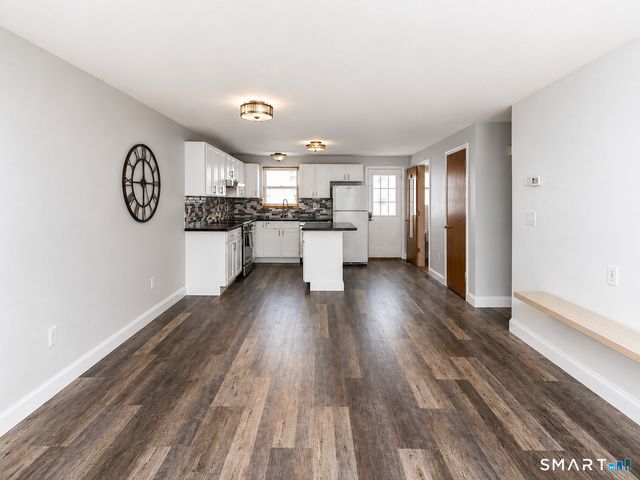4 Mulberry Lane 4, Glastonbury, CT 06033