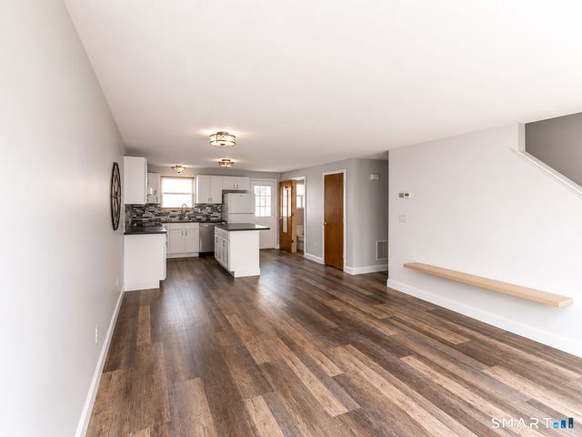 4 Mulberry Lane 4, Glastonbury, CT 06033