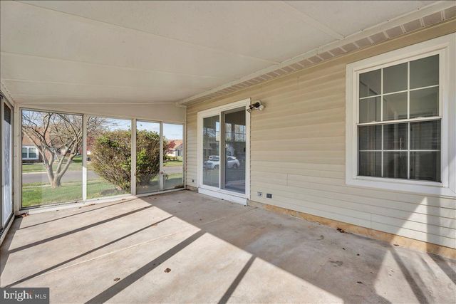 38 PINECREST DR, Woodbury, NJ 08096