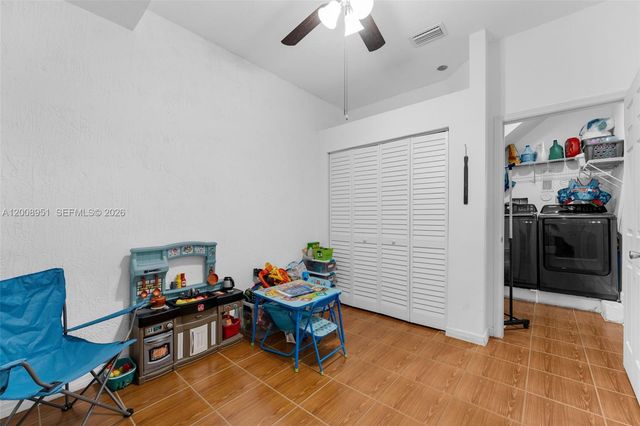 2406 NE 41st Pl, Homestead, FL 33033