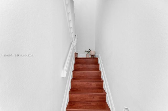 2406 NE 41st Pl, Homestead, FL 33033