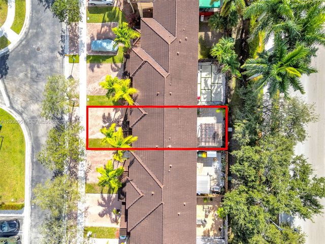 2406 NE 41st Pl, Homestead, FL 33033