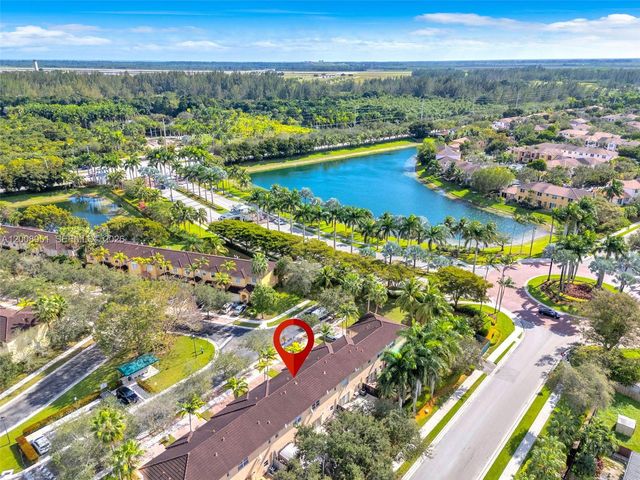 2406 NE 41st Pl, Homestead, FL 33033