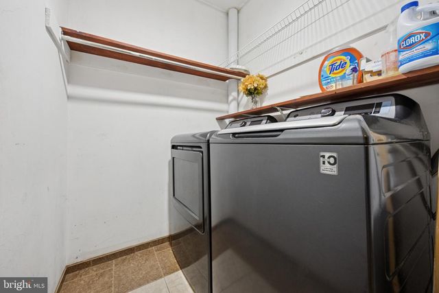 1606 RIVERSEDGE DR, Delanco, NJ 08075