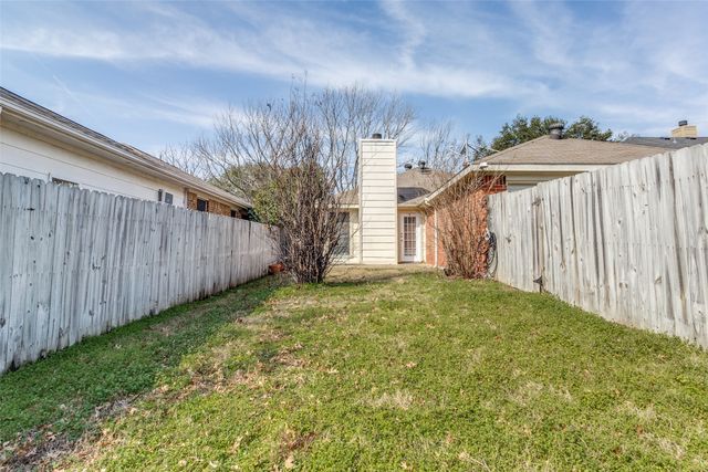 718 Indianpaint Drive, Mesquite, TX 75149