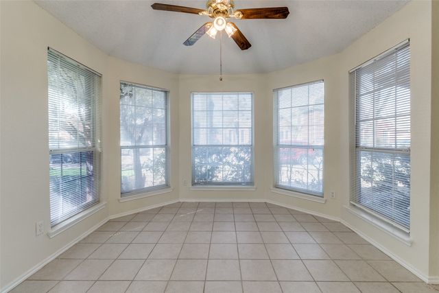 718 Indianpaint Drive, Mesquite, TX 75149
