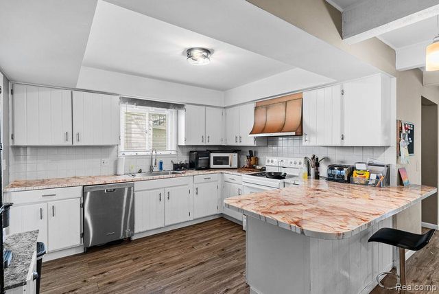 102 Elm Street, Durand, MI 48429