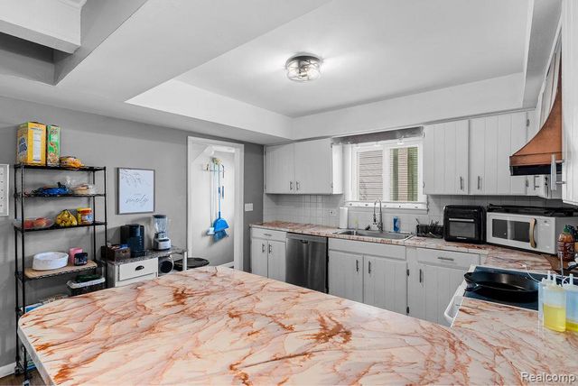 102 Elm Street, Durand, MI 48429