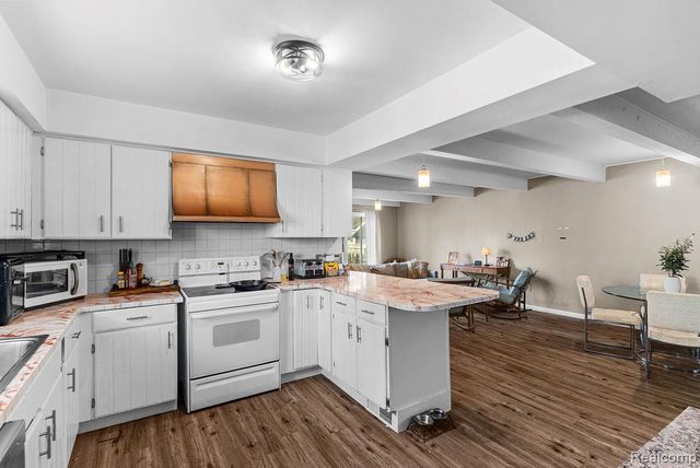 102 Elm Street, Durand, MI 48429