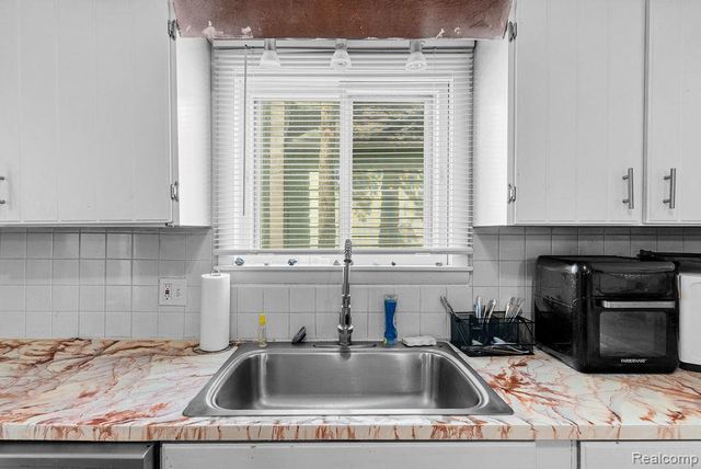 102 Elm Street, Durand, MI 48429