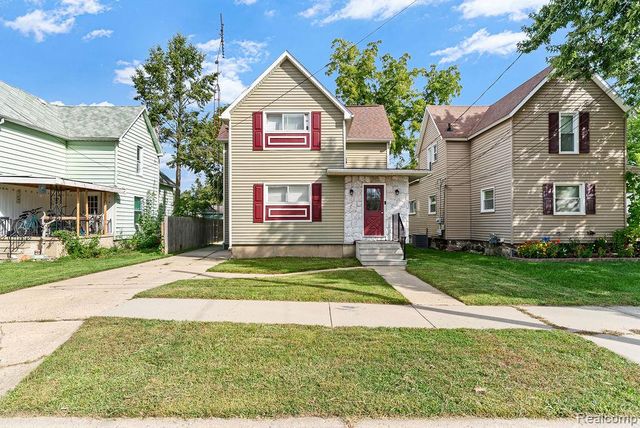 102 Elm Street, Durand, MI 48429