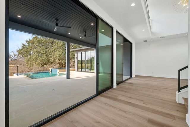 111 Orange Plume, Horseshoe Bay, TX 78657