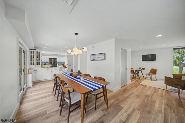 5 THREE RIVERS DRIVE, Jefferson Twp., NJ 07849