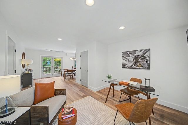5 THREE RIVERS DRIVE, Jefferson Twp., NJ 07849