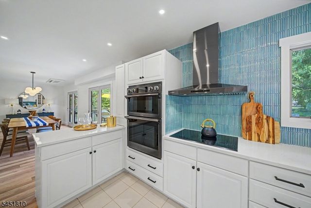 5 THREE RIVERS DRIVE, Jefferson Twp., NJ 07849