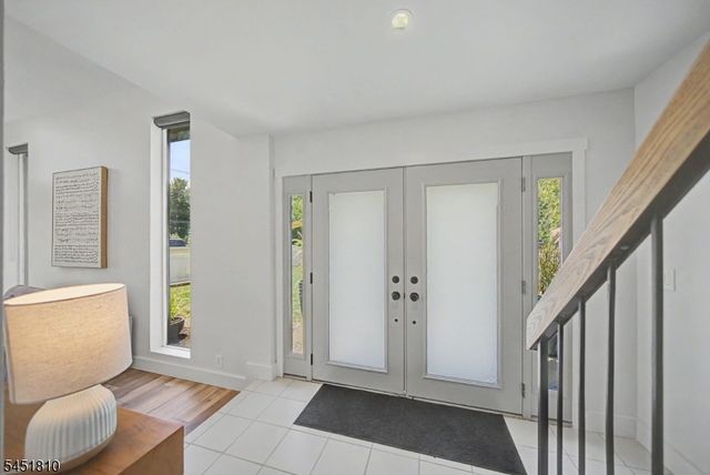 5 THREE RIVERS DRIVE, Jefferson Twp., NJ 07849