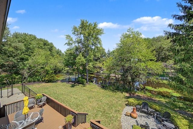 5 THREE RIVERS DRIVE, Jefferson Twp., NJ 07849