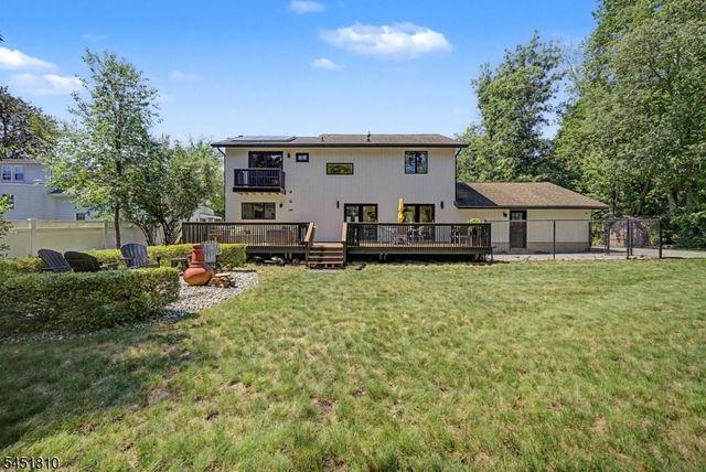 5 THREE RIVERS DRIVE, Jefferson Twp., NJ 07849