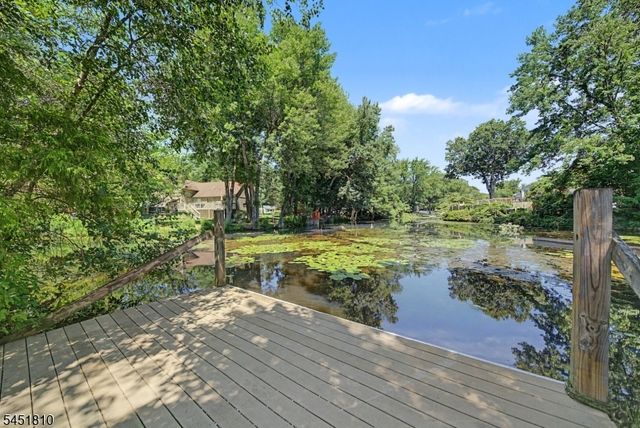 5 THREE RIVERS DRIVE, Jefferson Twp., NJ 07849