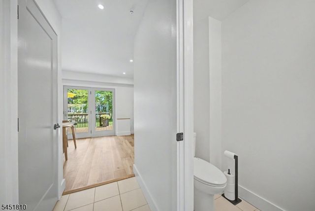 5 THREE RIVERS DRIVE, Jefferson Twp., NJ 07849