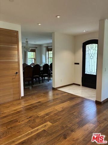 603 N Las Palmas Avenue, Los Angeles, CA 90004