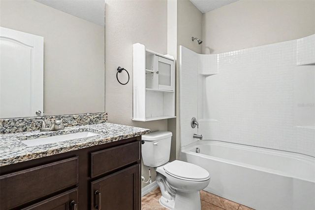 996 SUMMER GLEN DRIVE, Winter Haven, FL 33880