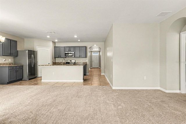 996 SUMMER GLEN DRIVE, Winter Haven, FL 33880