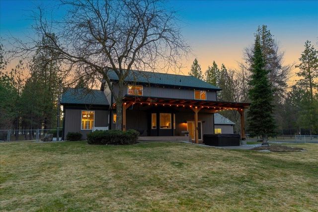 3710 E Jim Hill Rd, Chattaroy, WA 99003