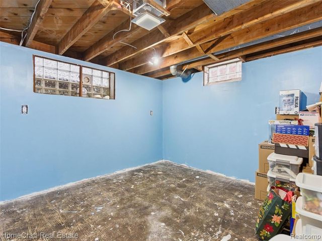 1775 N Gulley Road, Dearborn Heights, MI 48127