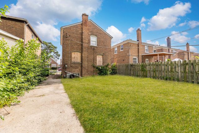 7536 S Damen Avenue, Chicago, IL 60620