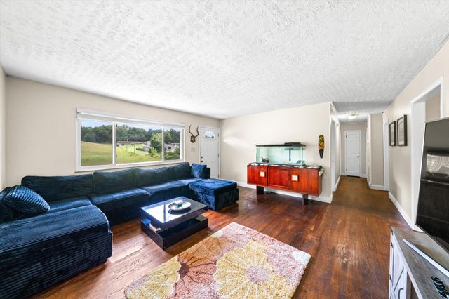 3356 Long Hollow Road, Knoxville, TN 37938