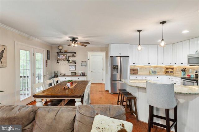 220 DEERHAVEN RD, Front Royal, VA 22630