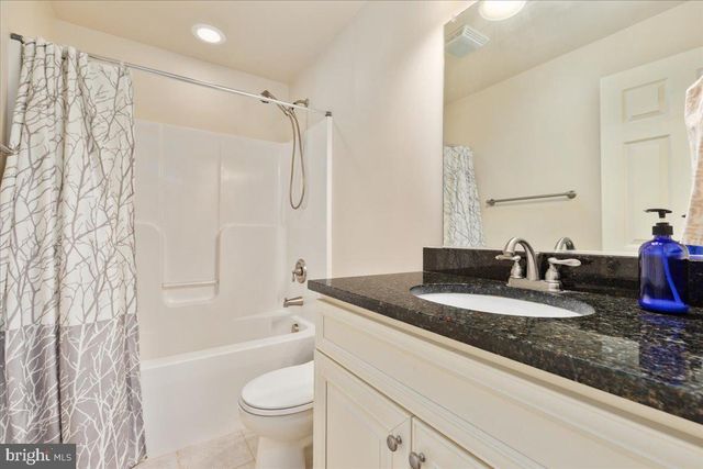 220 DEERHAVEN RD, Front Royal, VA 22630