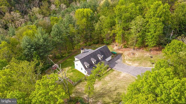 220 DEERHAVEN RD, Front Royal, VA 22630