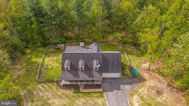 220 DEERHAVEN RD, Front Royal, VA 22630