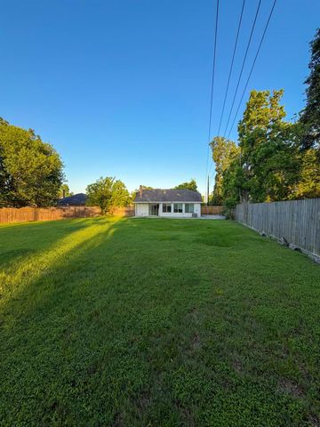 14244 Bay Gardens Drive, Sugar Land, TX 77498