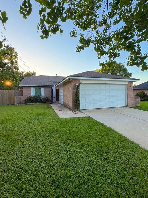 14244 Bay Gardens Drive, Sugar Land, TX 77498