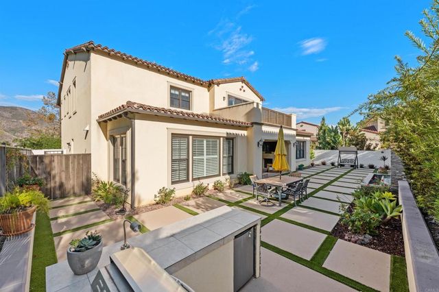 7922 Silvery Moon Ln, Rancho Santa Fe, CA 92067