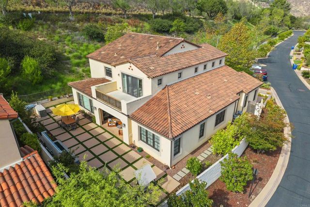 7922 Silvery Moon Ln, Rancho Santa Fe, CA 92067