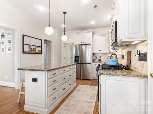 7617 Swinford Place, Charlotte, NC 28270